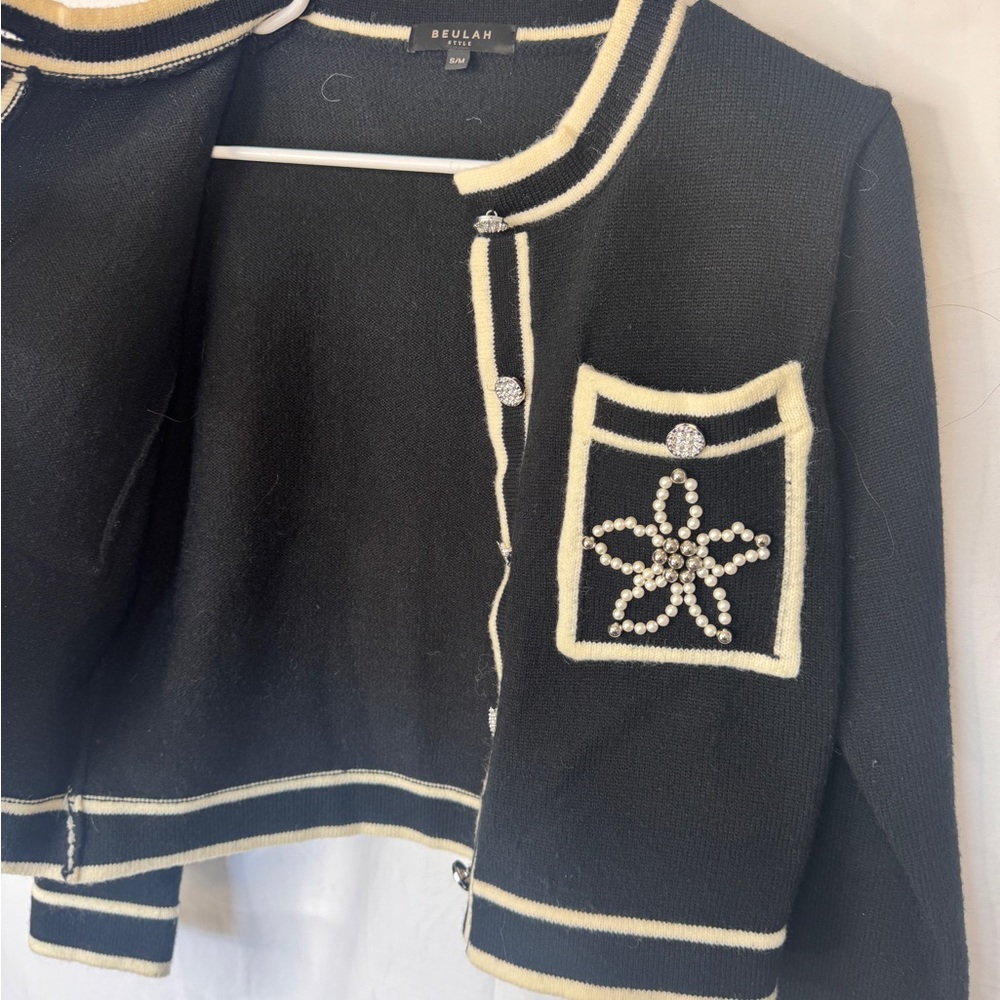 Beulah Black Knit Cardigan with Ivory Trim and Pearl Star Pockets - Picture 7 of 9